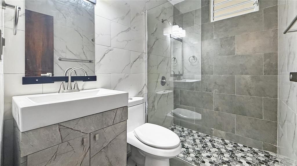 En Renta: $2,200 (4 camas, 2 baños, 1522 Pies cuadrados)