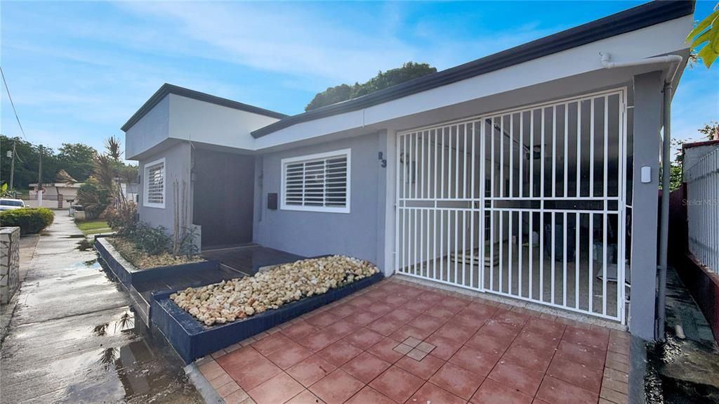 En Renta: $2,200 (4 camas, 2 baños, 1522 Pies cuadrados)