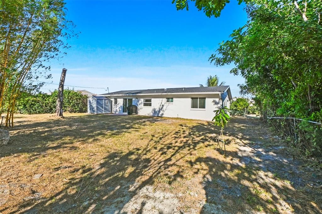 待售: $359,000 (3 贝兹, 2 浴室, 1226 平方英尺)