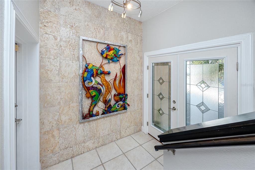 待售: $975,000 (4 贝兹, 2 浴室, 2401 平方英尺)