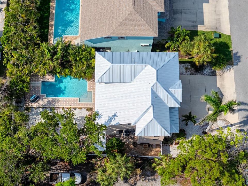 待售: $975,000 (4 贝兹, 2 浴室, 2401 平方英尺)