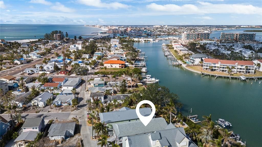 Active With Contract: $1,650,000 (3 beds, 2 baths, 1624 Square Feet)