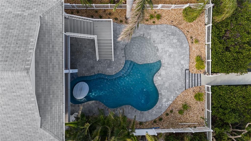 Active With Contract: $1,650,000 (3 beds, 2 baths, 1624 Square Feet)