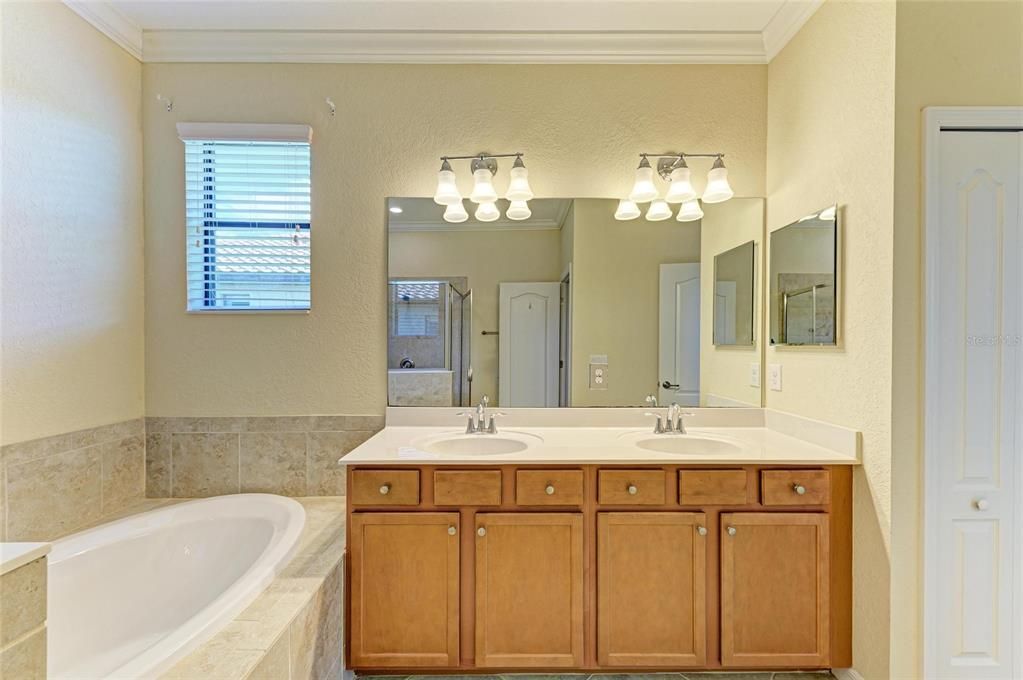 For Sale: $589,900 (4 beds, 3 baths, 2006 Square Feet)