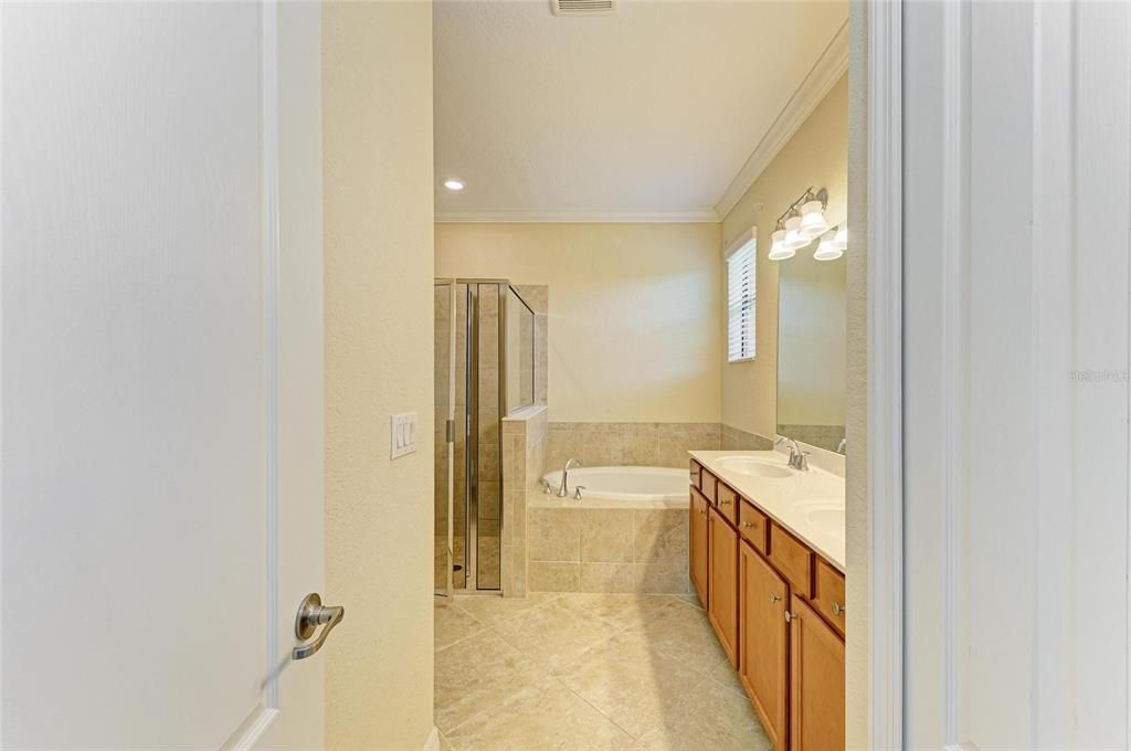 For Sale: $589,900 (4 beds, 3 baths, 2006 Square Feet)