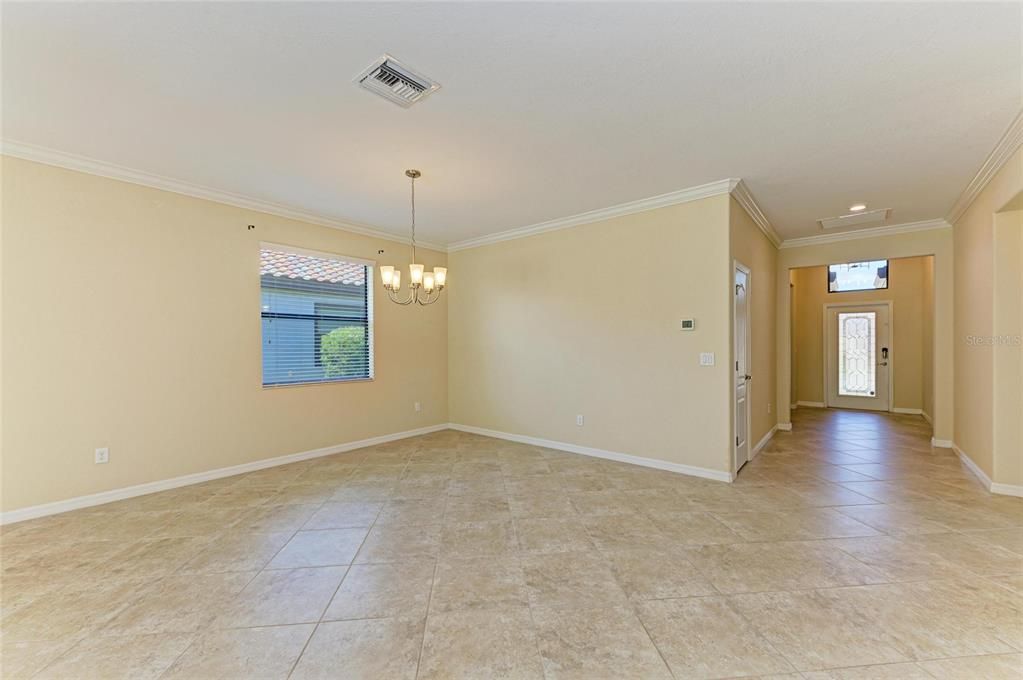 For Sale: $589,900 (4 beds, 3 baths, 2006 Square Feet)