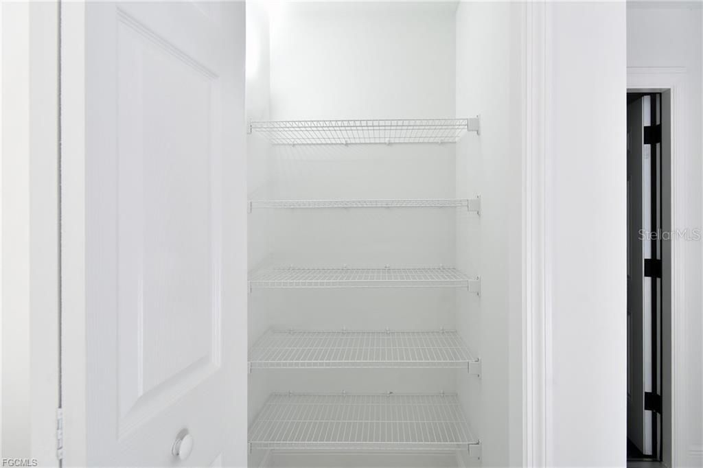 待售: $289,900 (3 贝兹, 2 浴室, 1258 平方英尺)