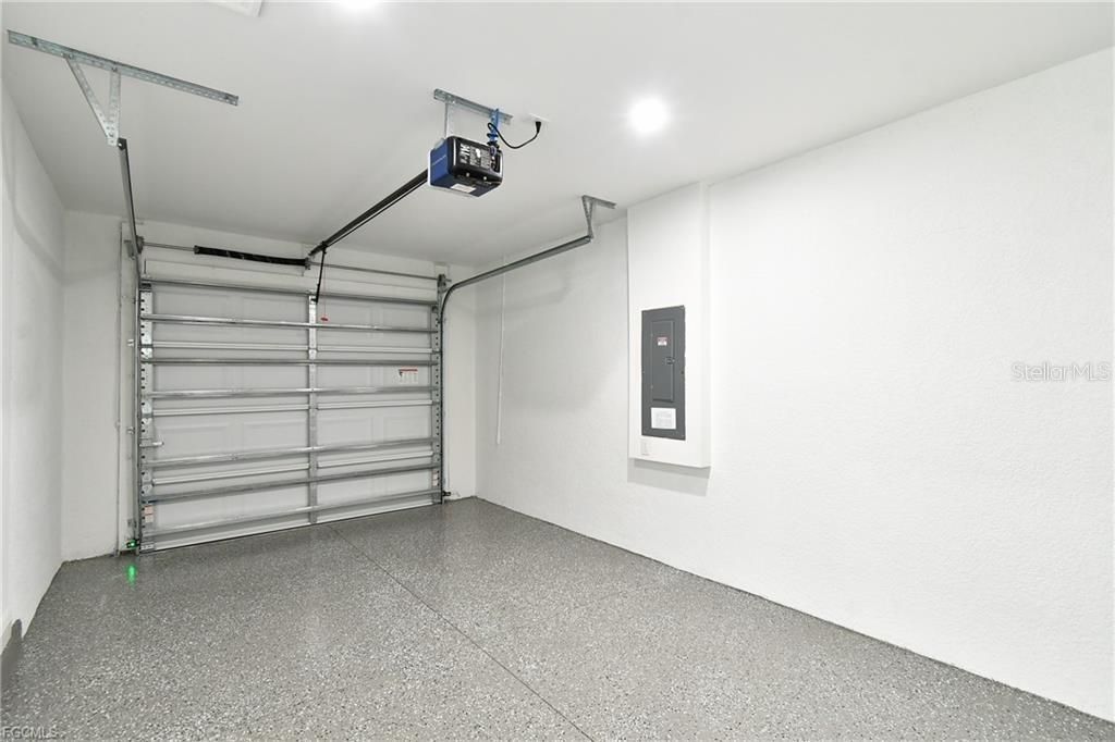 待售: $289,900 (3 贝兹, 2 浴室, 1258 平方英尺)