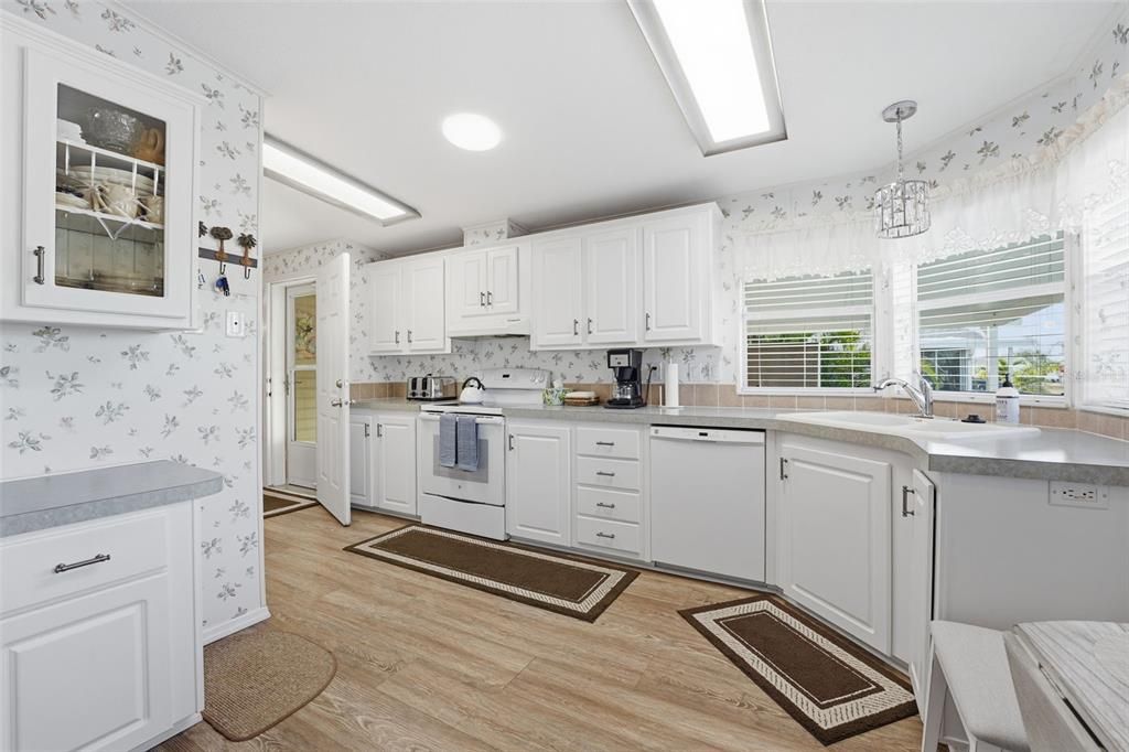 En Venta: $249,000 (2 camas, 2 baños, 1426 Pies cuadrados)