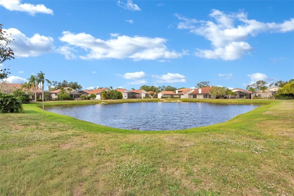 待售: $491,900 (2 贝兹, 2 浴室, 1899 平方英尺)