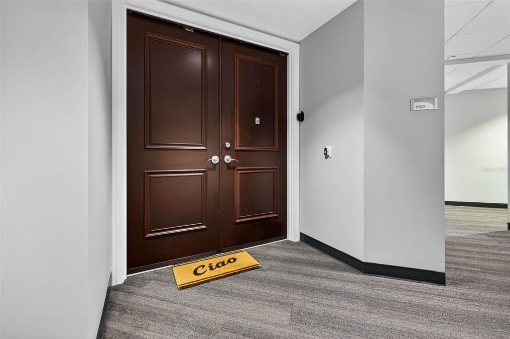 待售: $749,900 (2 贝兹, 2 浴室, 1165 平方英尺)