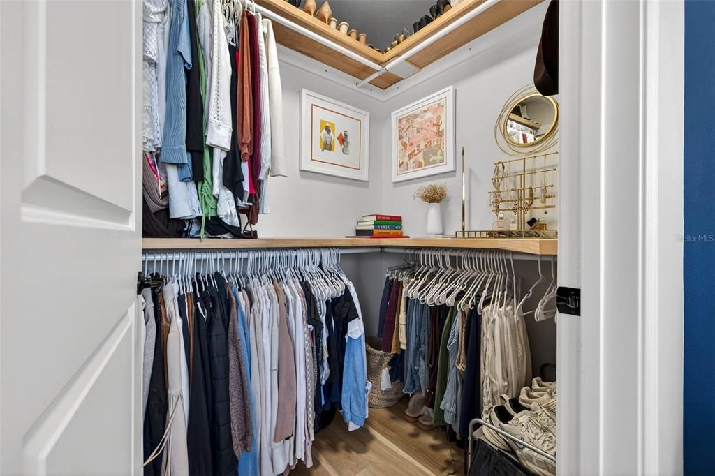 待售: $749,900 (2 贝兹, 2 浴室, 1165 平方英尺)