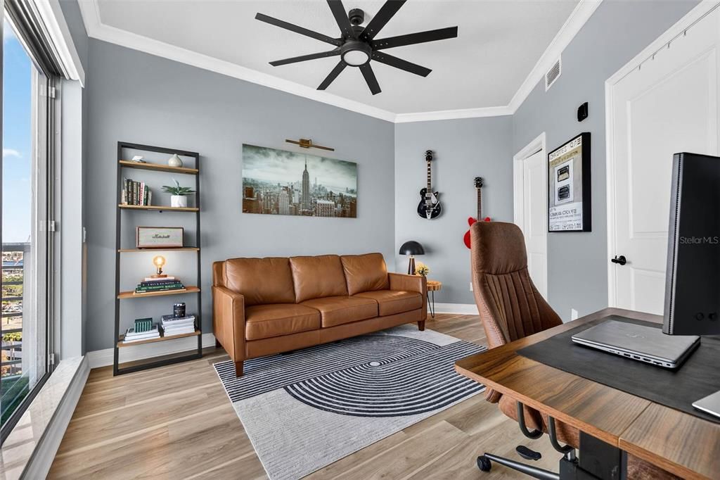 待售: $749,900 (2 贝兹, 2 浴室, 1165 平方英尺)