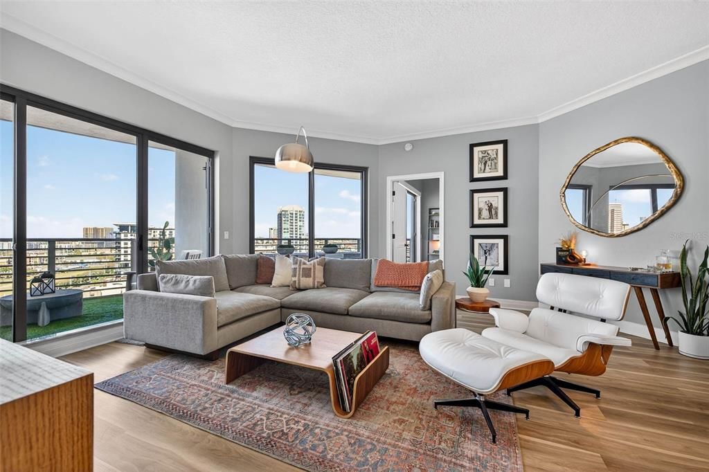 待售: $749,900 (2 贝兹, 2 浴室, 1165 平方英尺)