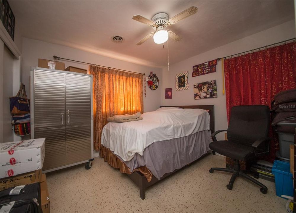 На продажу: $375,000 (3 спален, 2 ванн, 1497 Квадратных фут)