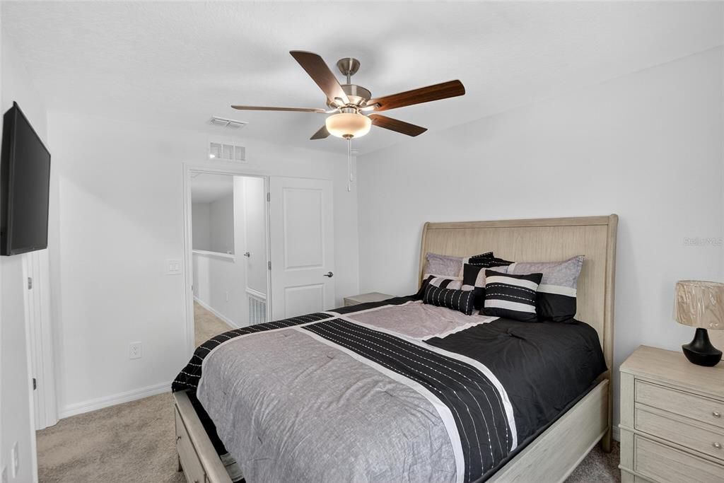 На продажу: $290,000 (3 спален, 2 ванн, 1787 Квадратных фут)