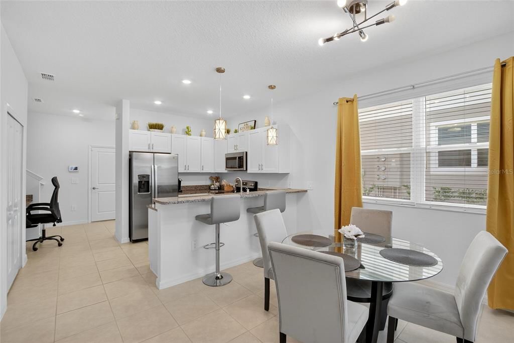 На продажу: $290,000 (3 спален, 2 ванн, 1787 Квадратных фут)