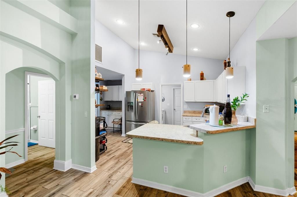 For Sale: $545,000 (4 beds, 3 baths, 2666 Square Feet)