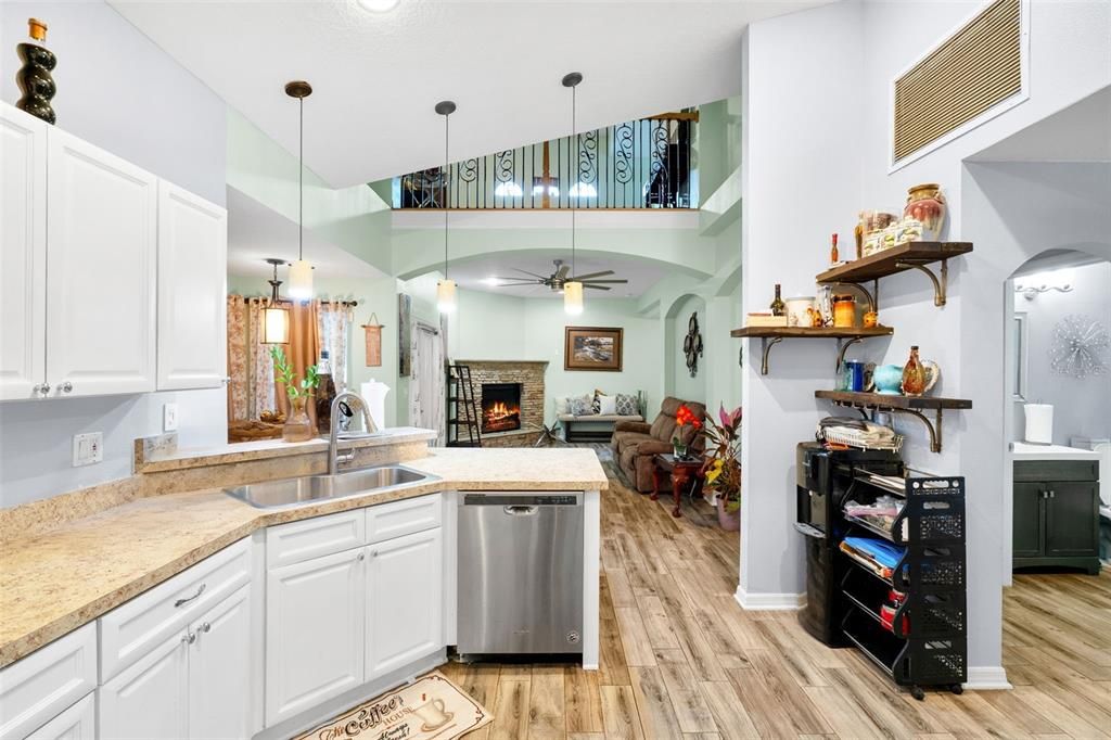 For Sale: $545,000 (4 beds, 3 baths, 2666 Square Feet)