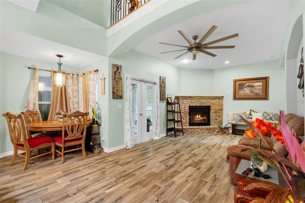 For Sale: $545,000 (4 beds, 3 baths, 2666 Square Feet)