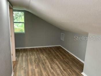 For Rent: $1,197 (3 beds, 1 baths, 1200 Square Feet)