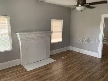 For Rent: $1,197 (3 beds, 1 baths, 1200 Square Feet)