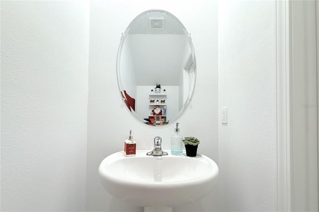 待售: $499,900 (4 贝兹, 2 浴室, 1870 平方英尺)