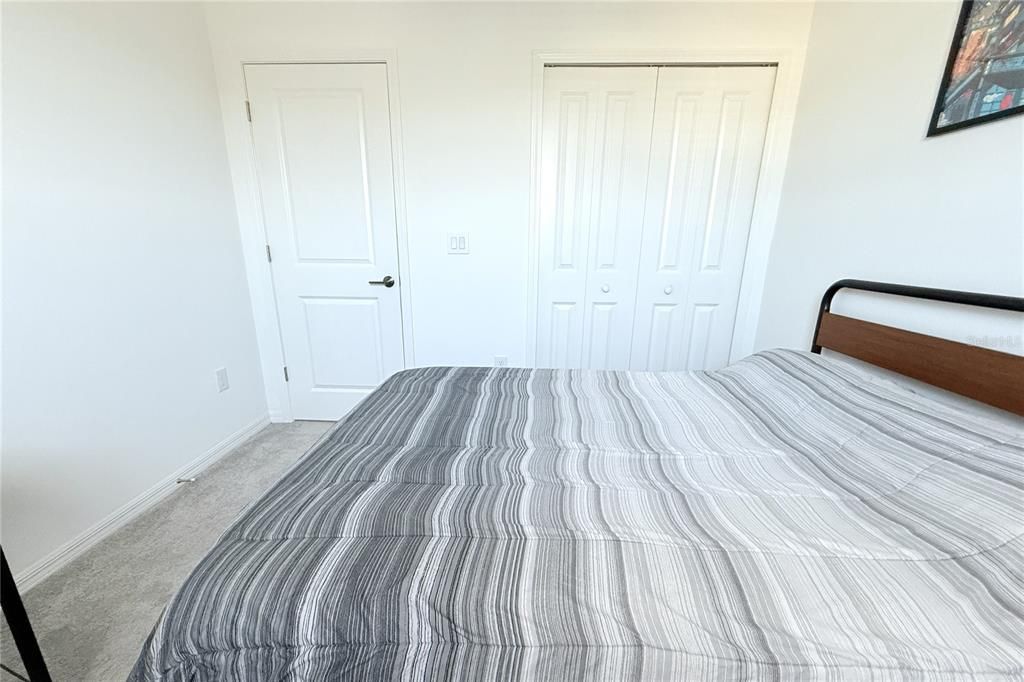 待售: $499,900 (4 贝兹, 2 浴室, 1870 平方英尺)