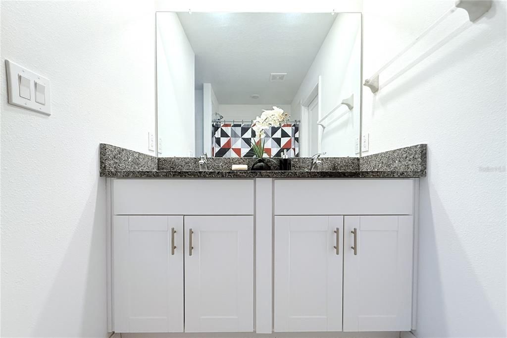 待售: $499,900 (4 贝兹, 2 浴室, 1870 平方英尺)