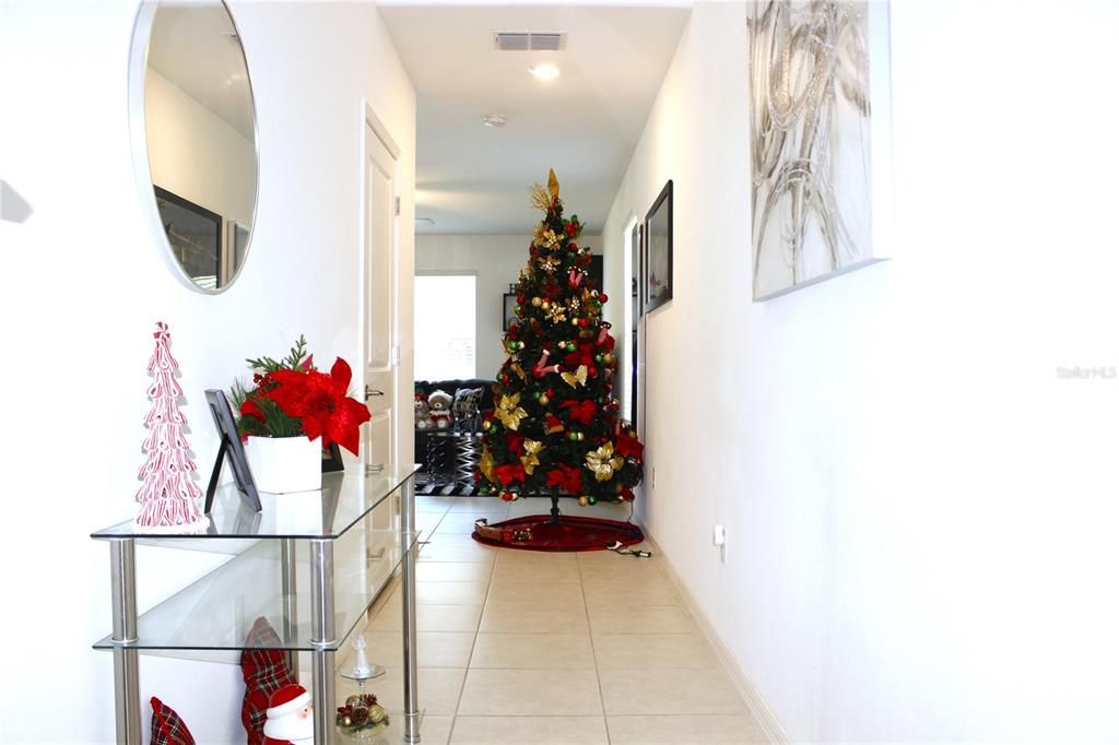 待售: $499,900 (4 贝兹, 2 浴室, 1870 平方英尺)