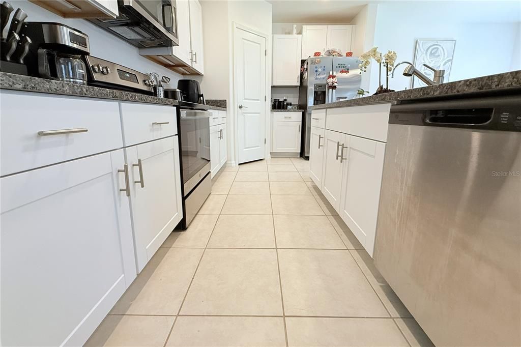 待售: $499,900 (4 贝兹, 2 浴室, 1870 平方英尺)