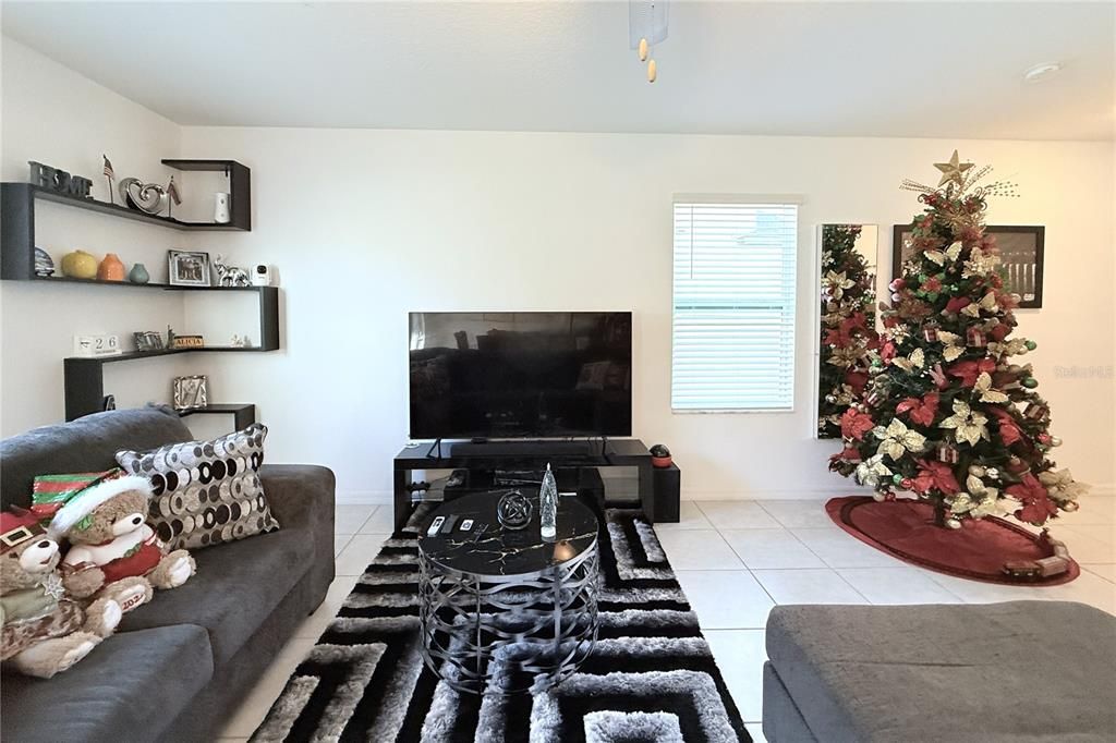 待售: $499,900 (4 贝兹, 2 浴室, 1870 平方英尺)