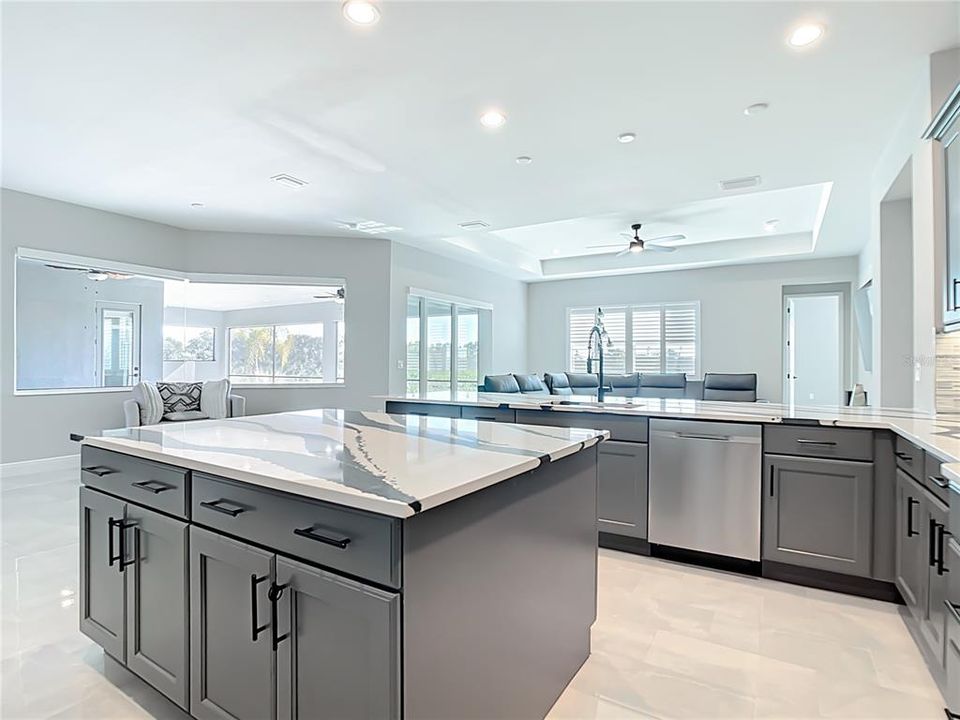 En Venta: $2,200,000 (5 camas, 4 baños, 4452 Pies cuadrados)