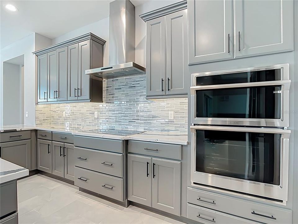 En Venta: $2,200,000 (5 camas, 4 baños, 4452 Pies cuadrados)