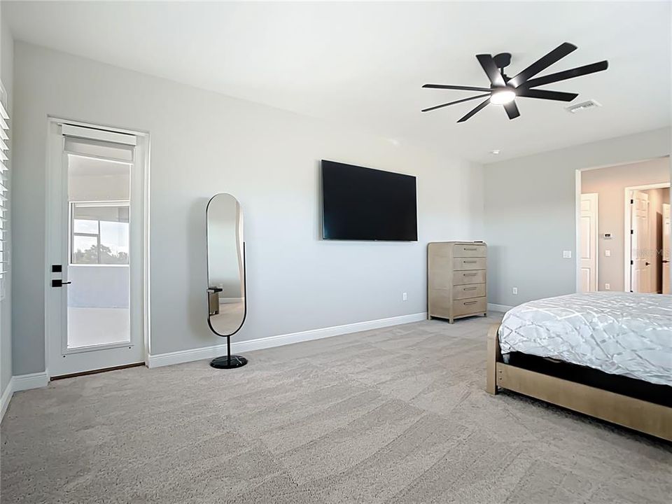 En Venta: $2,200,000 (5 camas, 4 baños, 4452 Pies cuadrados)