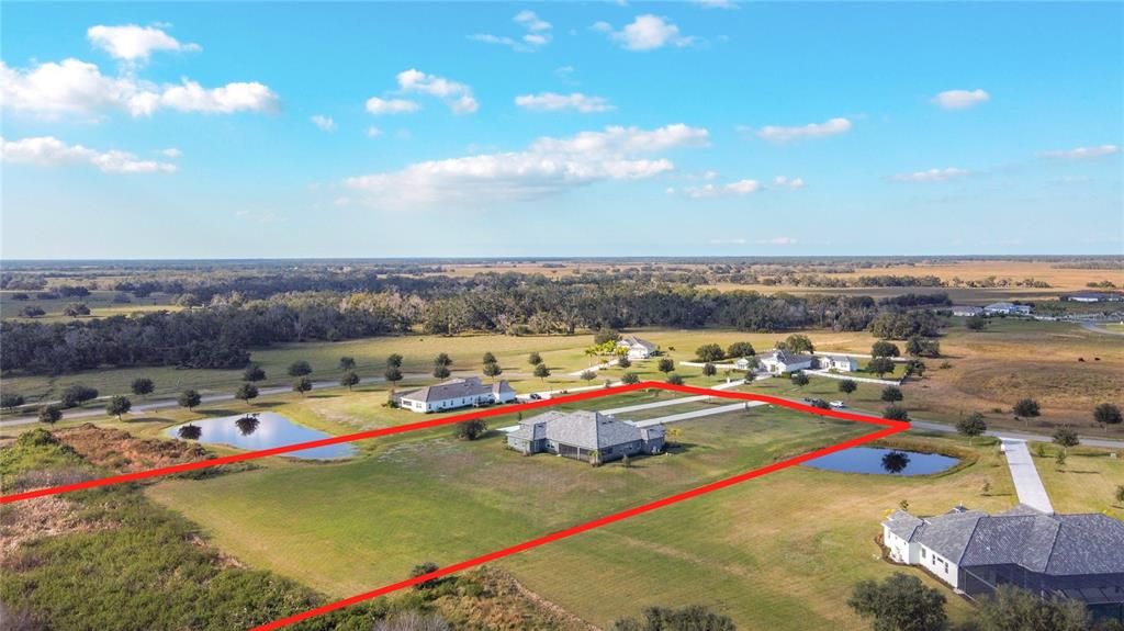 En Venta: $2,200,000 (5 camas, 4 baños, 4452 Pies cuadrados)