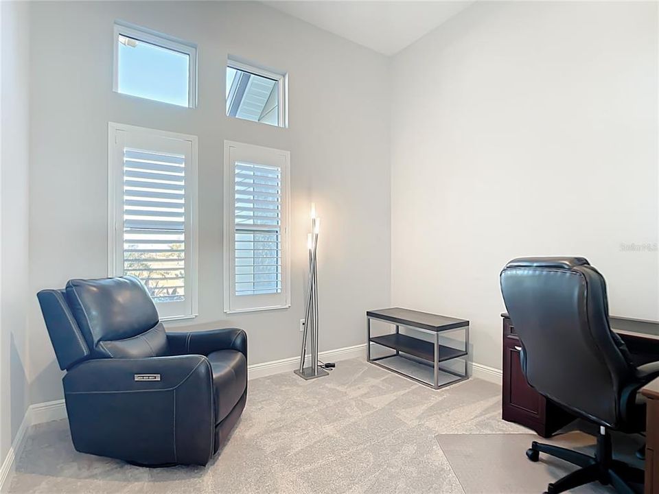 En Venta: $2,200,000 (5 camas, 4 baños, 4452 Pies cuadrados)