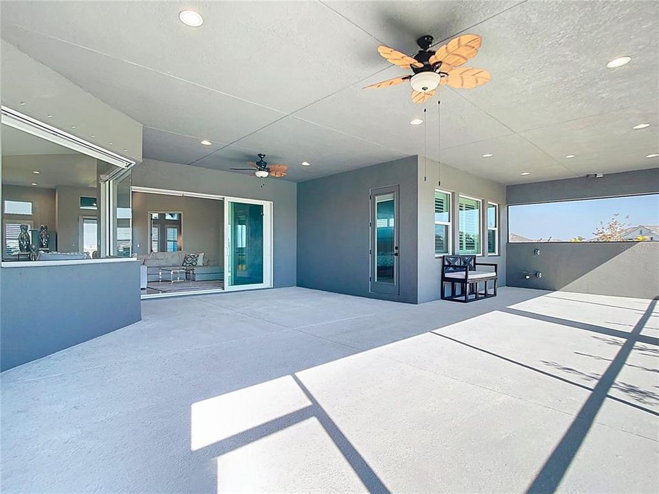 En Venta: $2,200,000 (5 camas, 4 baños, 4452 Pies cuadrados)