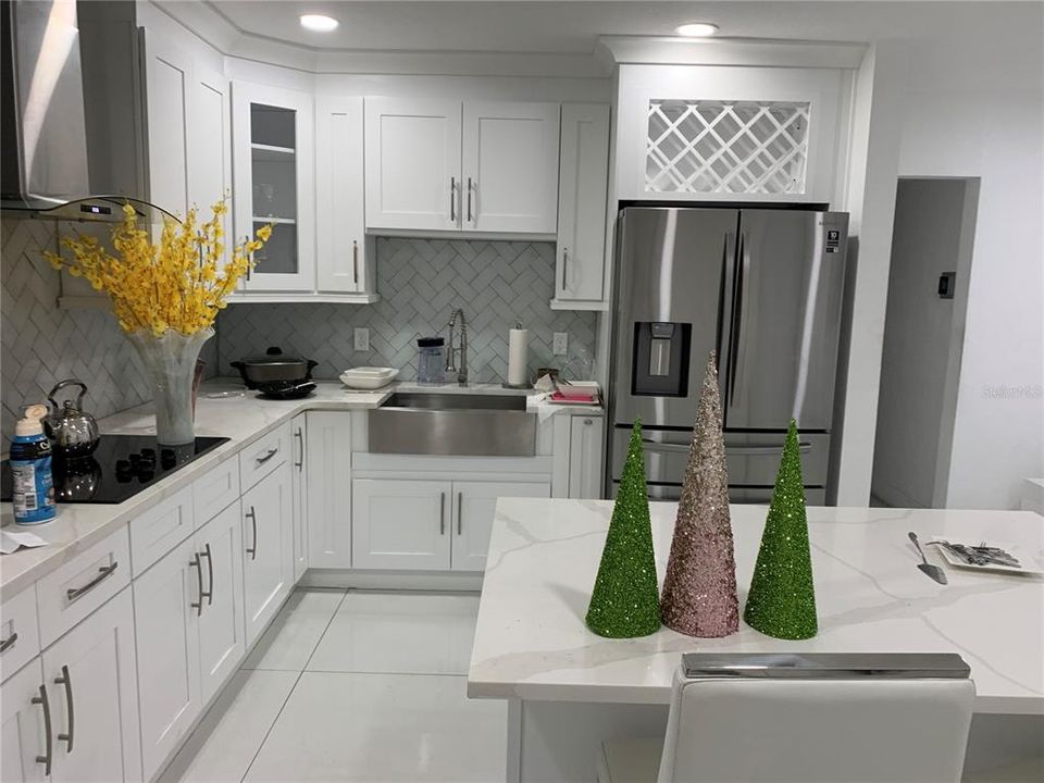 For Sale: $498,750 (5 beds, 4 baths, 1723 Square Feet)