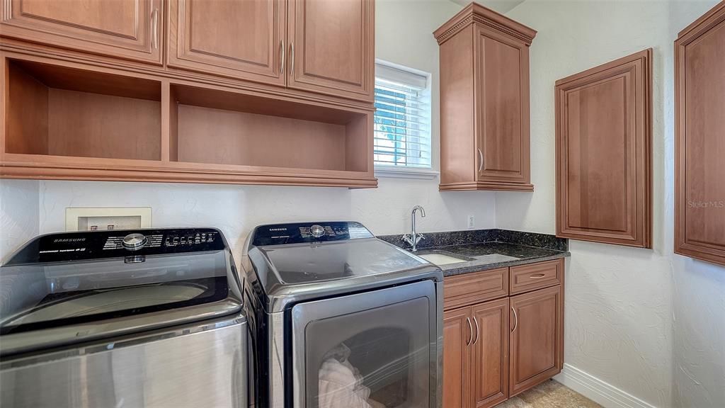 For Sale: $2,650,000 (4 beds, 4 baths, 3267 Square Feet)