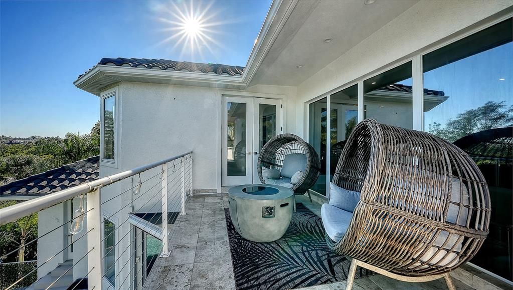 For Sale: $2,650,000 (4 beds, 4 baths, 3267 Square Feet)