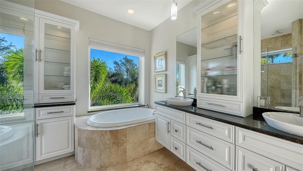 For Sale: $2,650,000 (4 beds, 4 baths, 3267 Square Feet)