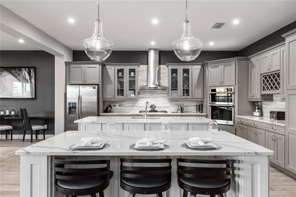 For Sale: $2,225,000 (6 beds, 6 baths, 4588 Square Feet)