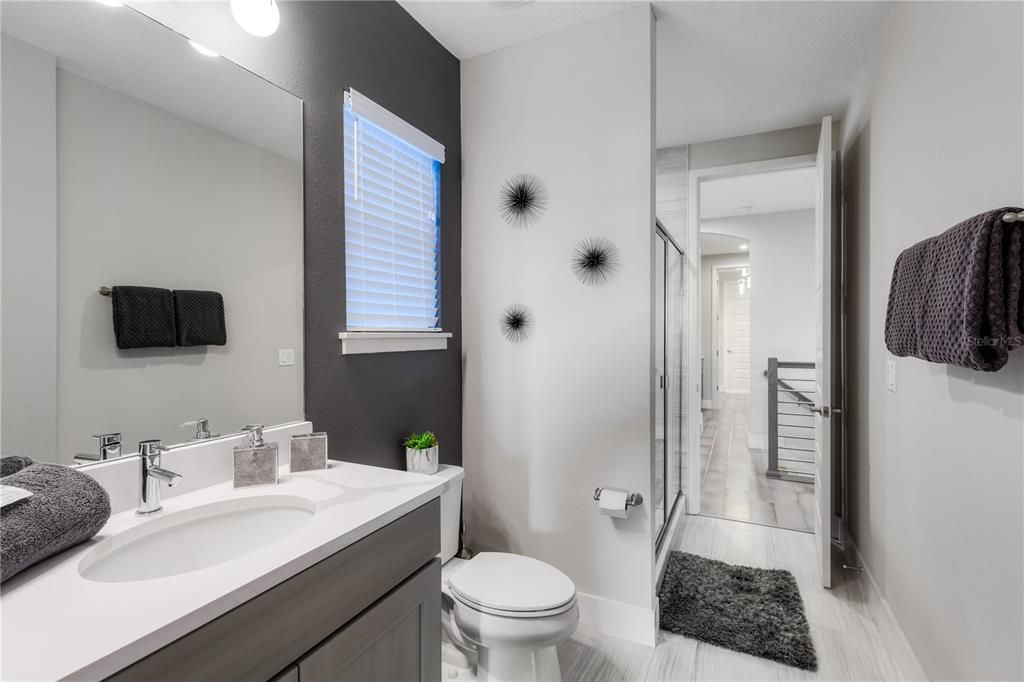 For Sale: $2,225,000 (6 beds, 6 baths, 4588 Square Feet)