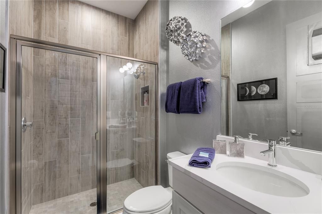 For Sale: $2,225,000 (6 beds, 6 baths, 4588 Square Feet)