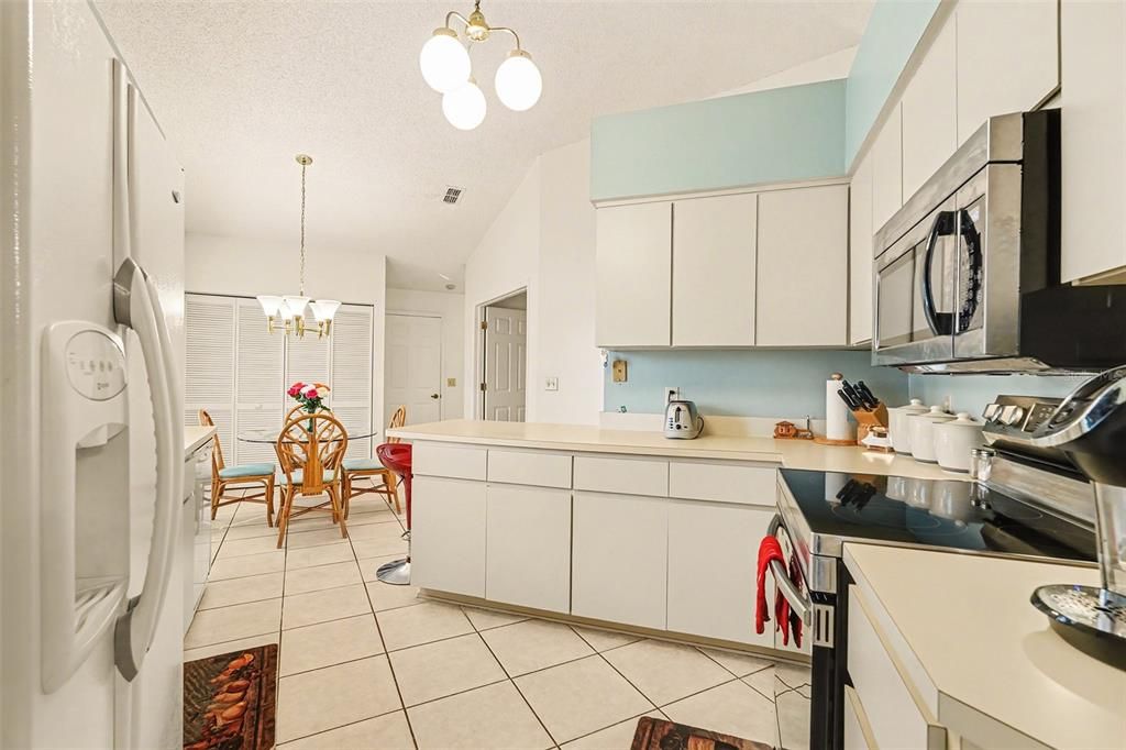 En Venta: $279,000 (2 camas, 2 baños, 1564 Pies cuadrados)