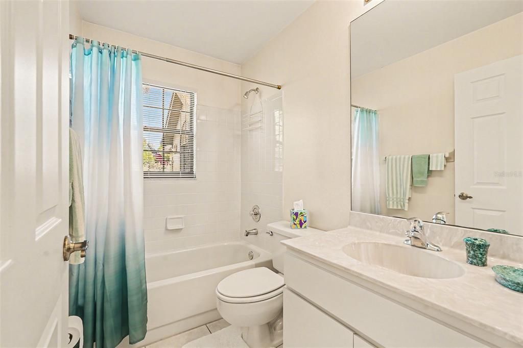 En Venta: $279,000 (2 camas, 2 baños, 1564 Pies cuadrados)