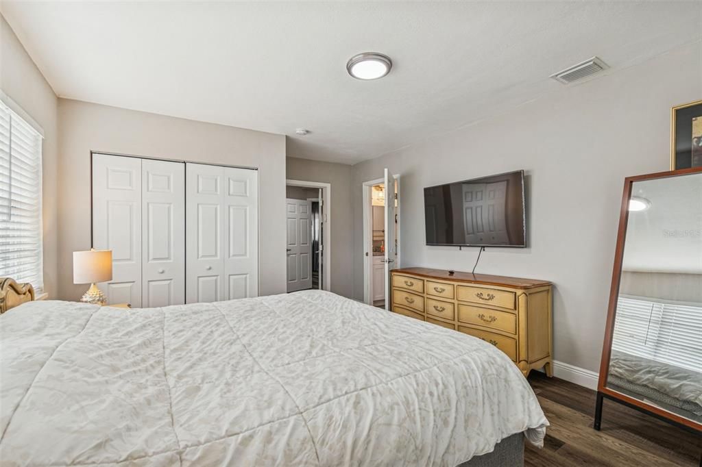 For Sale: $535,000 (3 beds, 2 baths, 1486 Square Feet)