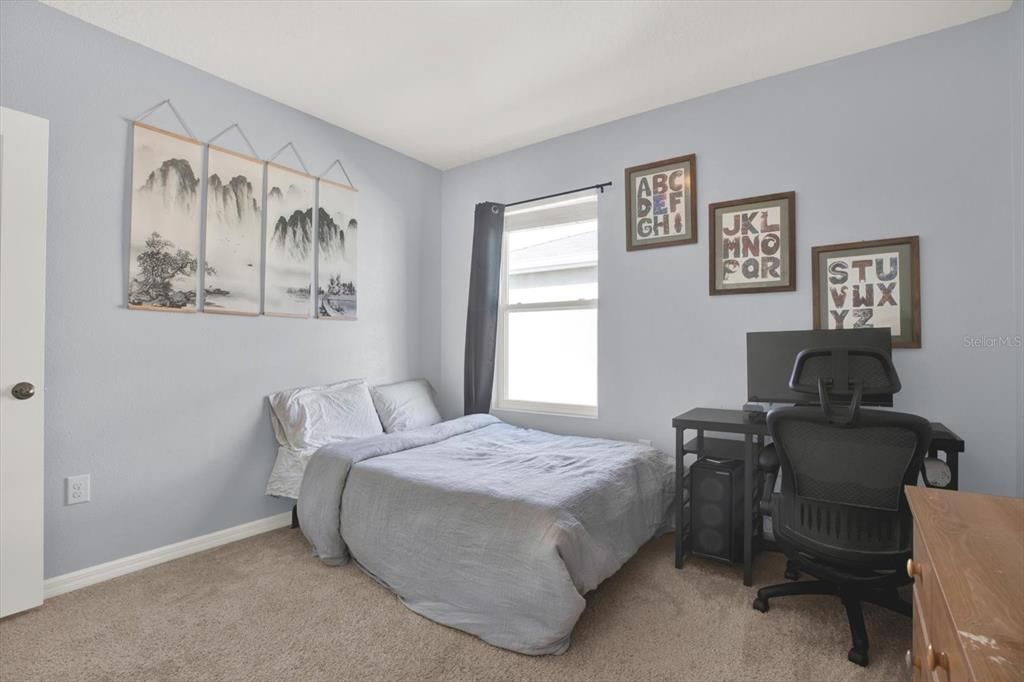 En Venta: $415,000 (5 camas, 3 baños, 2447 Pies cuadrados)