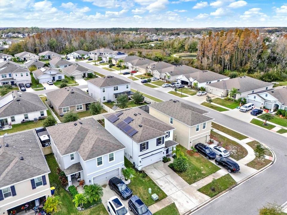 En Venta: $415,000 (5 camas, 3 baños, 2447 Pies cuadrados)